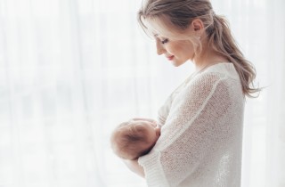 Benefici dell’allattamento al seno per la mamma