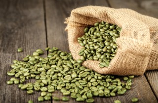 Quali sono le proprietà e le controindicazioni del caffè verde?