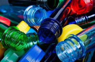 La plastica riciclata cosa diventa?