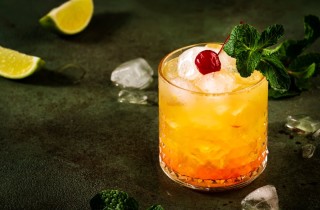 La ricetta del Mai Tai originale e la storia del cocktail