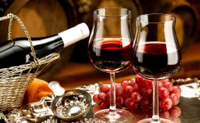 vino-natale-tradizione-pranzo