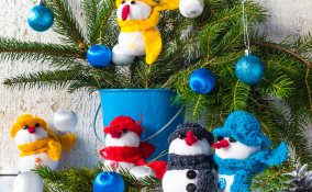 natale-decorazioni-pupazzi di neve-palline-albero di natale