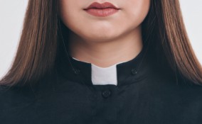 donna sacerdote