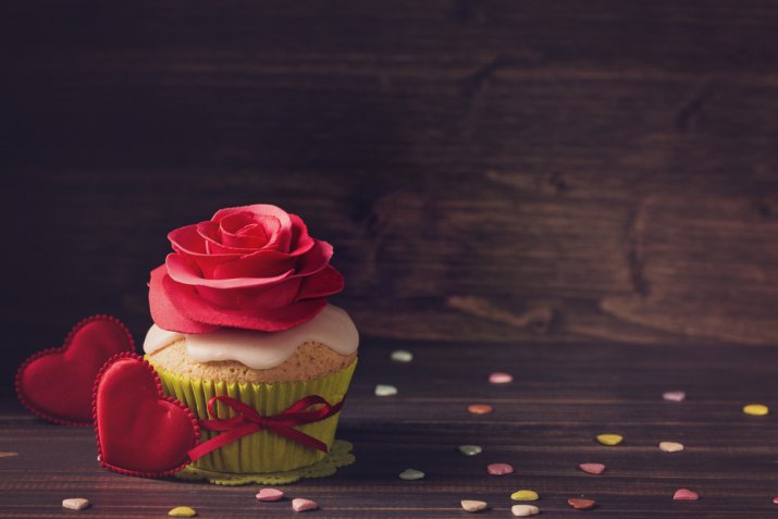 Cake design di San Valentino: come fare una rosa in pasta di zucchero