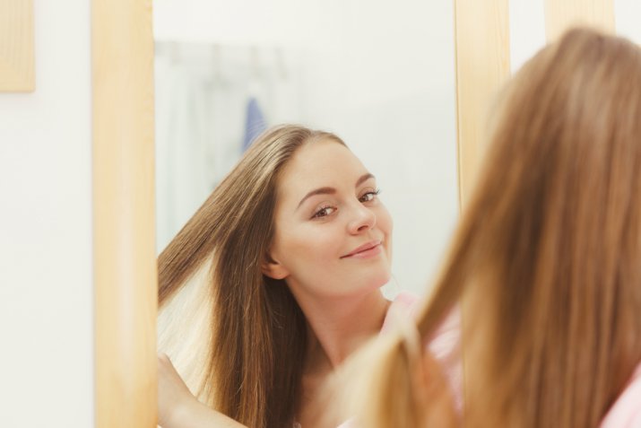Spazzola per capelli lisciante: cosa è e come si usa