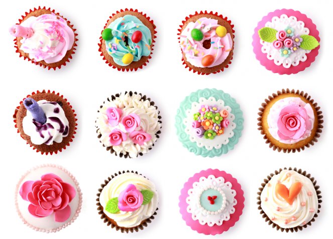 Cupcake di primavera: 7 idee floreali per decorarli con la pasta di zucchero