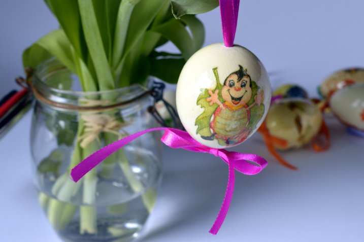 Uova di Pasqua: le decorazioni di decoupage più originali da copiare