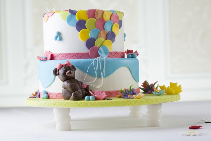 Cake design per il compleanno: 5 torte in pasta di zucchero per i bambini con gli orsetti