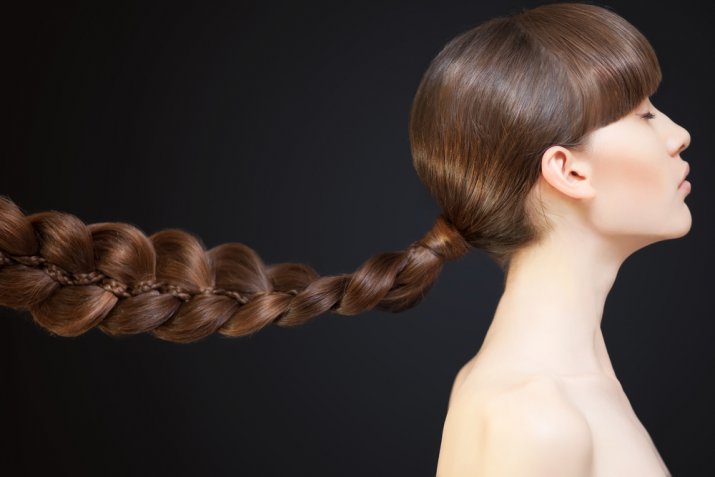 Come far crescere i capelli più velocemente, 5 consigli da sperimentare