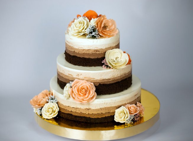 Naked cakes per il matrimonio, le torte nuziali "scoperte" più belle per il grande giorno
