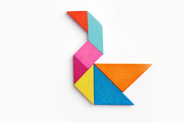 Giochi estivi per bambini, il tangram per inventare le figure con fantasia
