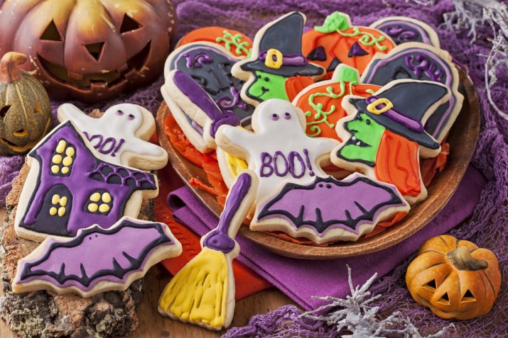 Biscotti per Halloween, le decorazioni più mostruose in pasta di zucchero
