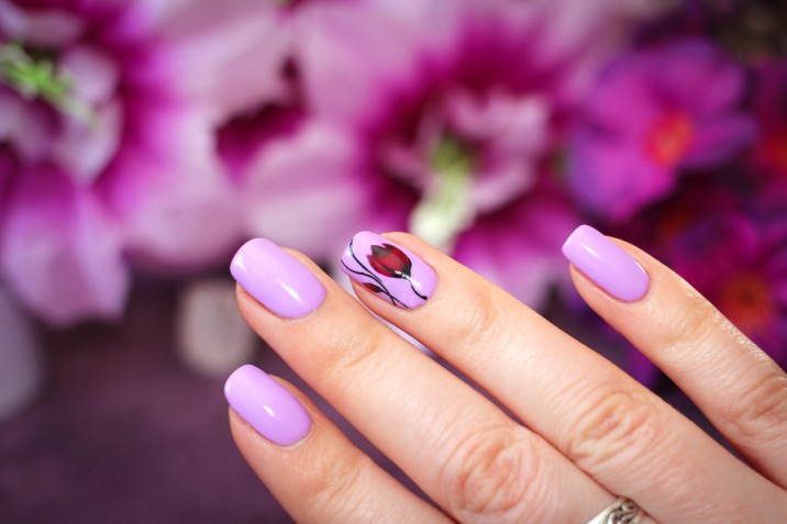 Carnevale nail art: le decorazioni unghie più belle da provare