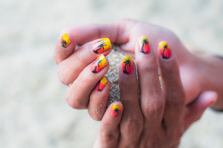 La nail art per l'estate 2019 con 7 decorazioni unghie da copiare