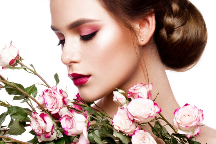 Trucco semplice con il rosa: 7 make-up giorno da sfoggiare