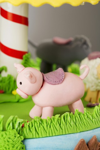 Animali fattoria in pasta di zucchero: 9 foto per il tuo cake design
