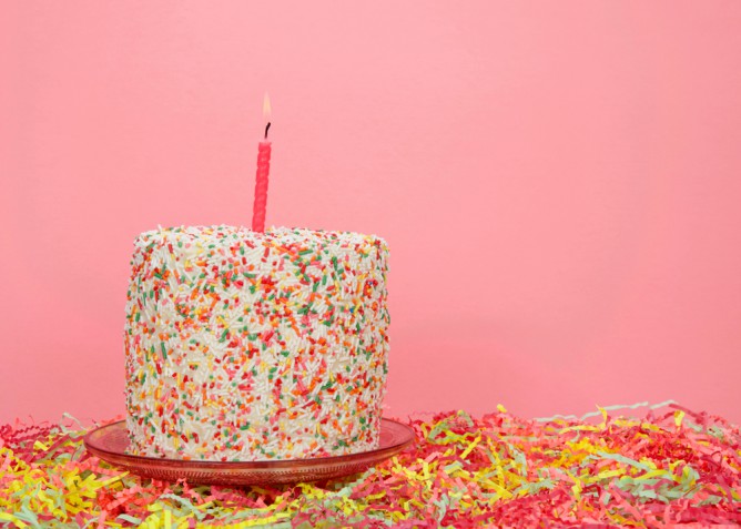 Decorazioni torte compleanno semplici: 7 idee facili