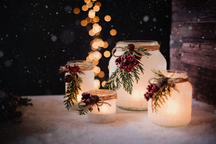 Vasetti natalizi portacandele fai da te: le decorazioni decoupage