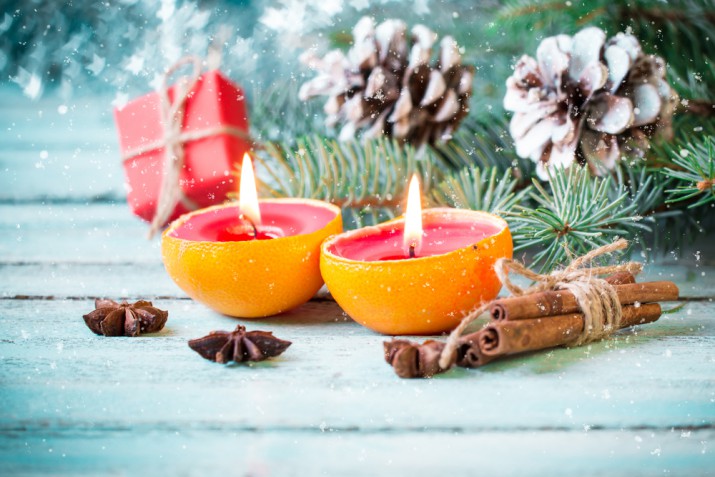 Decorazioni natalizie con arance e spezie: 7 addobbi profumati che vorrai fare subito