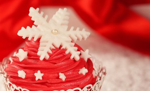 Torte Capodanno decorate con panna: 5 idee per le decorazioni