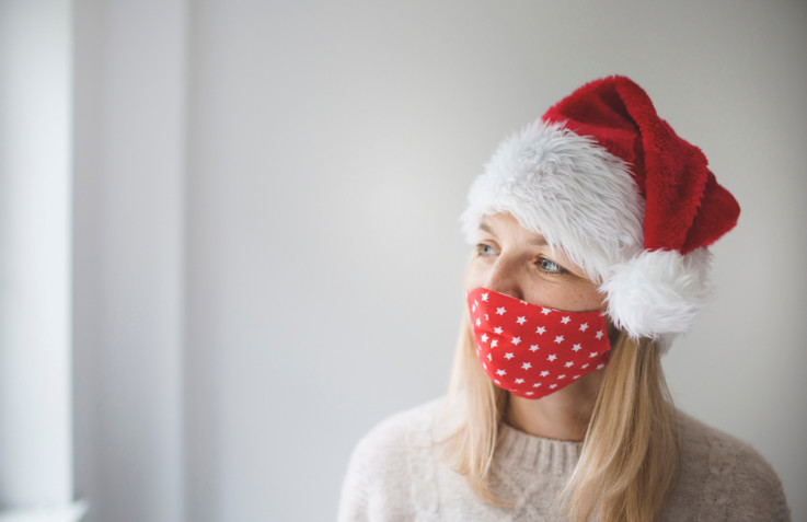 Mascherine natalizie fai da te: 9 idee facili per le decorazioni