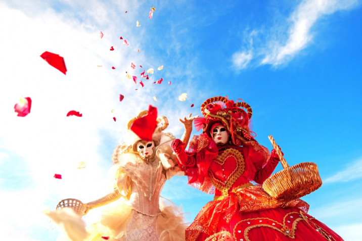 Sfondi di Carnevale per desktop e iPhone: i più belli da scaricare