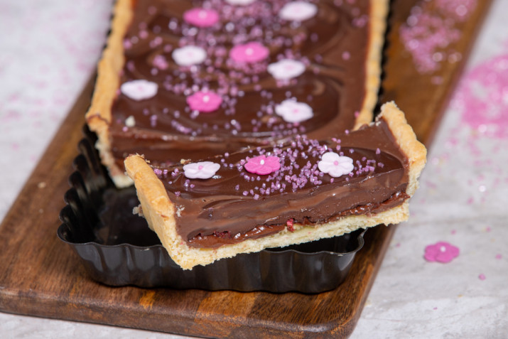 Come decorare una crostata di cioccolato: 7 idee per le decorazioni