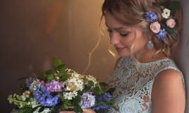 matrimonio stile provenzale, bouquet, sposa