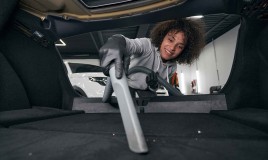Come pulire gli interni dell'auto