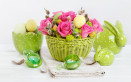centrotavola di Pasqua, fai da te, fiori e uova