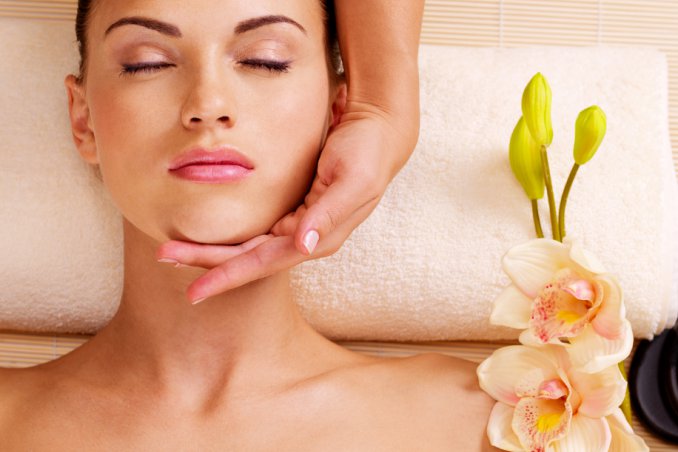 massaggio viso shiatsu salute relax