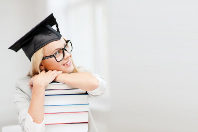 Auguri Per La Laurea 10 Frasi Non Banali Donnad