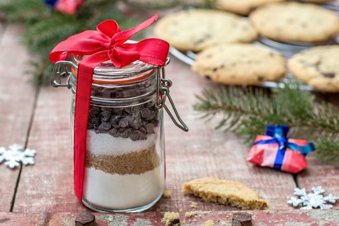 Preparati per dolci istantanei: ricette in barattolo da provare e regalare.