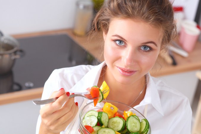 pelle grassa, alimentazione, cosa mangiare