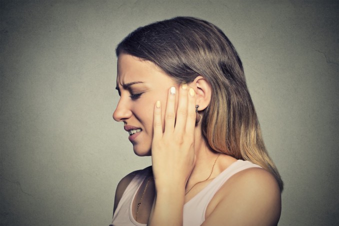 mal di orecchio, rimedi naturali, attenuare dolore