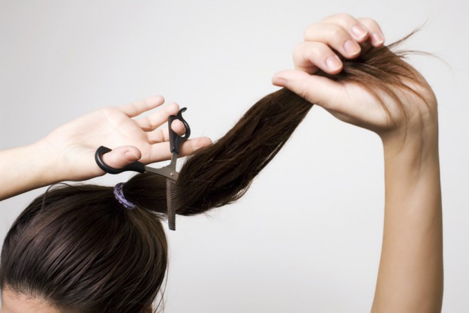 Sognare di tagliare i capelli corti: cosa significa e l'interpretazione |  DonnaD