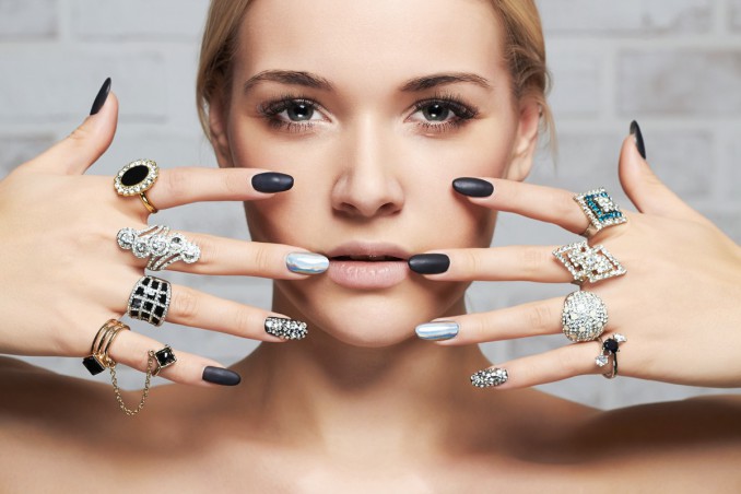 nail art, nero e argento, decorazione unghie