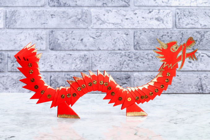 come costruire drago cinese per bambini, drago cinese tutorial, drago cinese origami